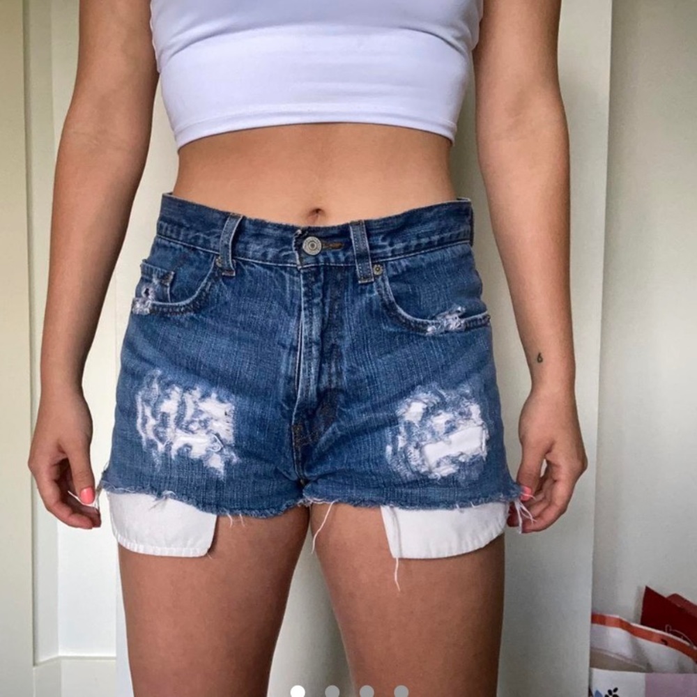 high rise levi’s festival cutoff shorts